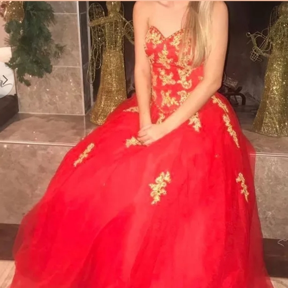 Prom, Quinceañera, or sweet 16 dress - Picture 2 of 8